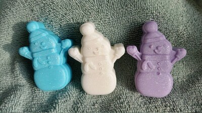 Snowman Soap - Snowman, Guest Soap, Holiday Soap, Gift Ideas, Winter, Snow, Teacher gifts, Stocking Stuffers, Snowmen, Cute Soaps - image3